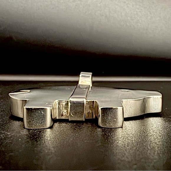 Sterling Silver Pig Pendant. - Picture 5 of 7